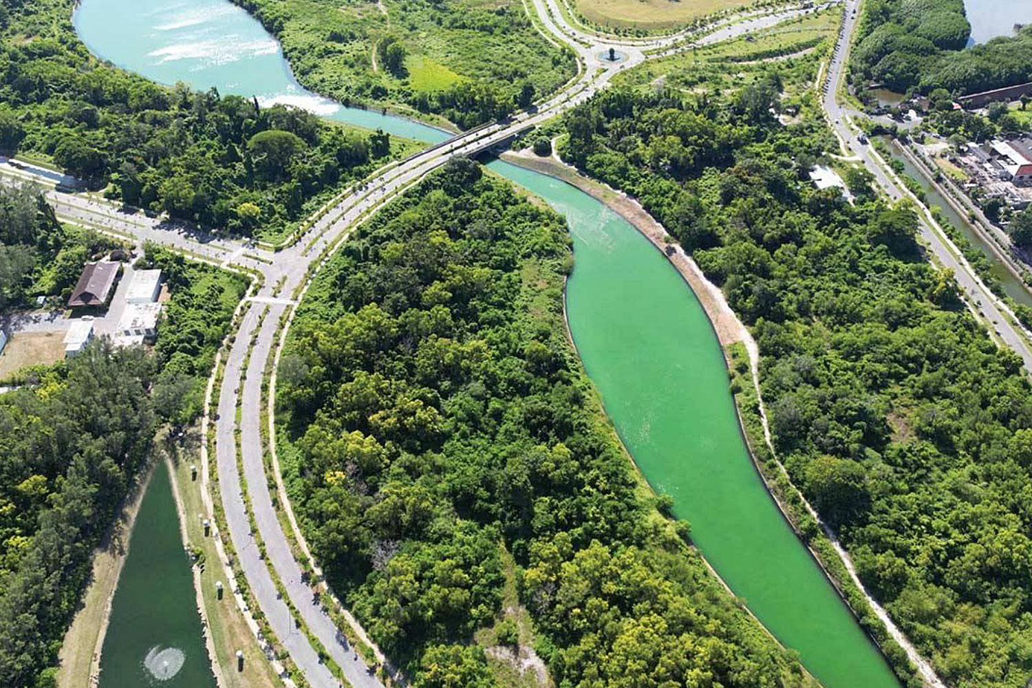 Road-and-canal